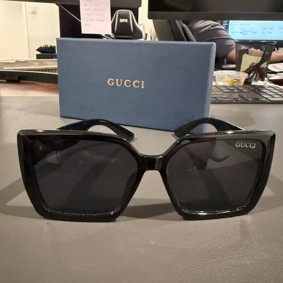 GUCCI GLASES - Picture 3 of 4